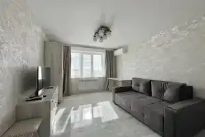Квартира Уютно Как Дома, Новосельцы