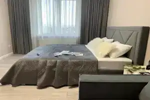 Квартира Однокомнатный Лофт с Панорамным Видом на Горы в Центре