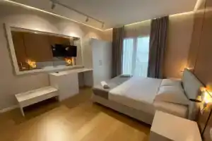 Hotel «Edart», Дуррес