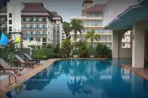 Mike Beach Resort, Паттайя