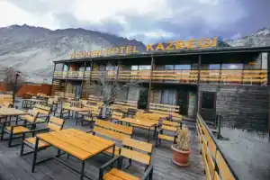 Wooden Hotel Kazbegi, Казбеги