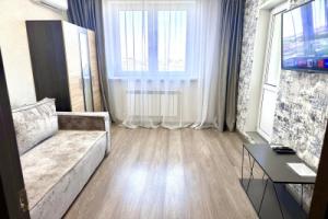 Двухкомнатная квартира сети "PanApartments" с панорамным видом на город, Иваново