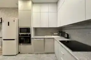 Квартира Большая Евродвушка в Центре Рядом с Корстоном
