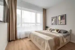 Квартира KakDoma96 Комфортная в Центре Рядом с Парком Маяковского ЦПКиО