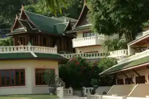Prince Edouard & Resort SHA extra plus, Патонг