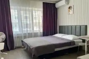 Апартаменты Студия с ванной в новом квартале На Сутки