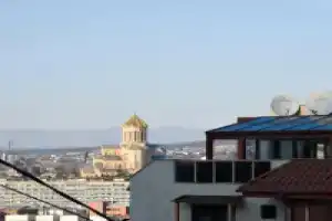 Отель «Kraveli», Тбилиси