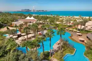 Отель «The Ritz-Carlton», Дубай