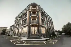 Manifa Hotel, Ташкент