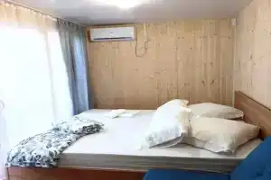 Частный дом у моря Дачи Удачи, Мирный