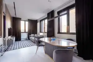 Апартаменты #1 Superior Duplex for 2+2 by Lo Apartments, Москва