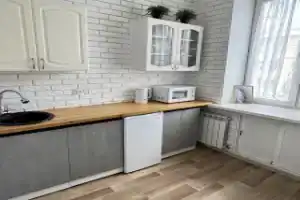 Квартира рядом с УВЗ Патона 8/4, Нижний Тагил