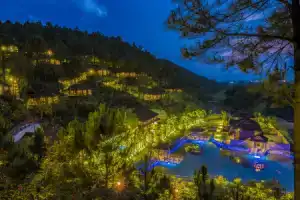 Sankofa Village Hill Resort & Spa, Хюэ