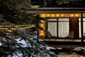 Частный дом Дом с видом на лес FOX HOUSE HOLE, Шерегеш