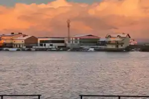 Частный дом у озера с пирсом, Калининград