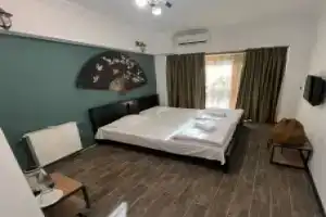 Hotel «Isaka», Тбилиси