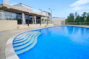Частный Дом с Террасой и Видом на Море, Адлер