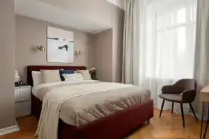 Квартира GM Apartments Просторная квартира с тремя спальными и балконом с видом на Театр Эстрады, Москва