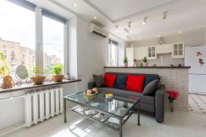 Апартаменты Enjoy Smolenskaia in central area, Москва