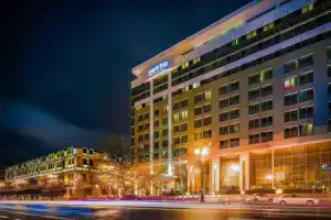 Park Inn by Radisson Baku Hotel, Баку