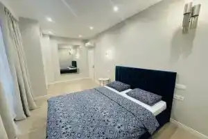 Квартира двухкомнатная в кoттeджном кoмплeкce ЖК Лазуpный беpeг 2
