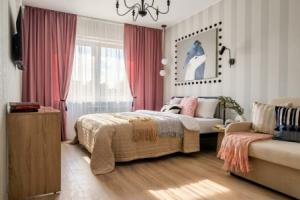 Квартира Бонбон-сьют Rasko home просторная Арт-2- комнатная квартира в центре города