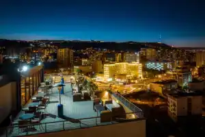 Reed Hotel Tbilisi, Тбилиси