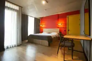 Hotel «Ch51», Батуми