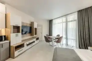 Квартира Студия с Детской Лоджией от УК Family Pride Apartments, Мисхор