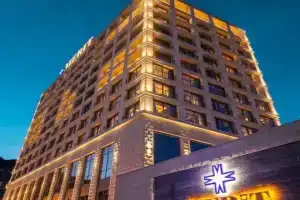 Отель Merit Starlit Hotel & Residence, Будва