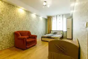 Квартира Уютная Двухкомнатная, Курск