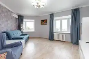Квартира возле аквапарка с видом на реку, Тюмень