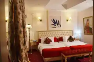 2 Kitarrat Boutique Hotel & Spa, Дуррес