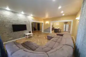 Частный дом на Бардина-Хуторской 93