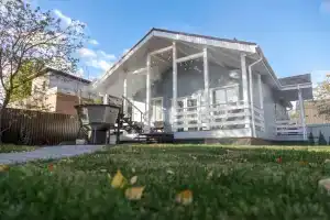 Частный дом Уютный уединенный в сердце города