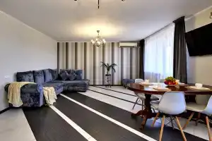 Квартира трехкомнатная рядом с парком Галицкого, Краснодар