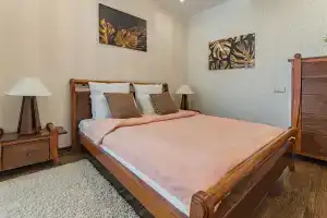 Квартира Стильная Двухкомнатная в Тихом Дворе