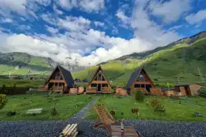 Шале Kazbegi Spa Resort Cottages, Казбеги