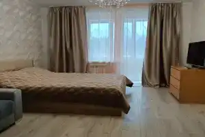 Квартира на верхнем озере, Калининград