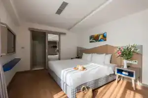 Le's Cham Hotel, Нячанг
