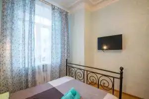 Апартаменты Arsenika №3 в самом центре, с видом на  Баумана