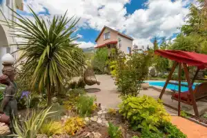 Коттедж «Августа», Ялта