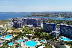 Отель Aqvamarine Resort Spa