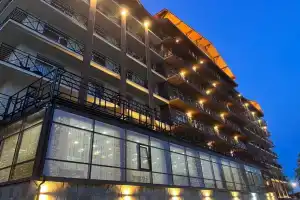Апартаменты Sports Residence and Business Residence 1, Сыростан