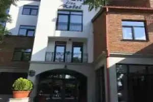 Hotel «Metekhi Line», Тбилиси