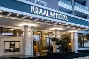 Kraal Hotel Vlore, Влера