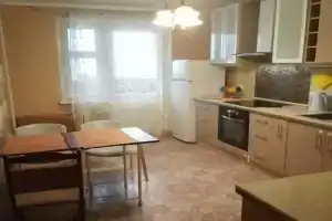 Квартира Трехкомнатная Посуточно в Балашихе