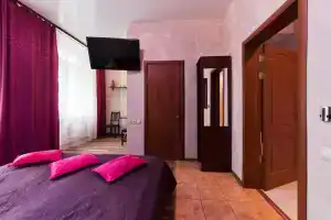 Мини-Отель A Nice Hotel-Club Studio, Томск