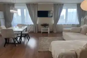 Квартира 3-комнатная 2-уровневая, Великий Новгород