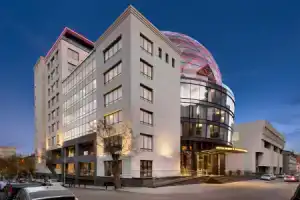 Отель «Wyndham Grand», Тбилиси